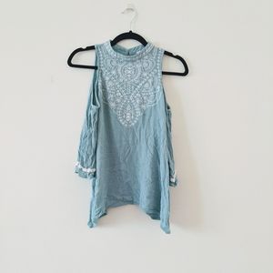 DONATED 💥 Light blue off the shoulder top